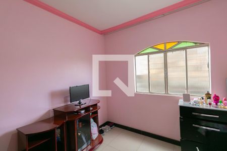 Casa à venda com 4 quartos, 200m² em São João Batista, Belo Horizonte