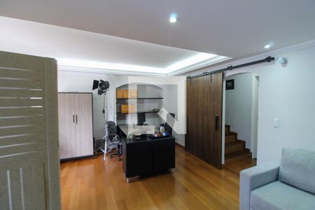 Sala de casa para alugar com 3 quartos, 205m² em Jardim Jussara, São Paulo