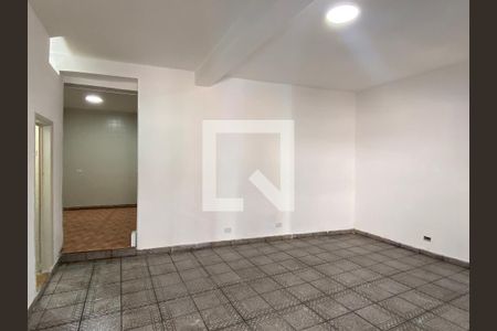 Sala de casa para alugar com 1 quarto, 105m² em Santo Antônio, Osasco