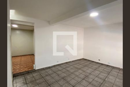 Sala de casa para alugar com 1 quarto, 105m² em Santo Antônio, Osasco