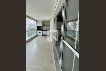 Apartamento para alugar com 4 quartos, 235m² em Alphaville Industrial, Barueri