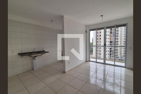 Sala  de apartamento à venda com 3 quartos, 51m² em Barra Olímpica, Rio de Janeiro