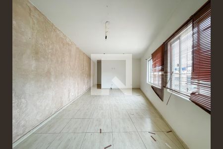 Sala (Casa 1) de casa à venda com 3 quartos, 215m² em Quitaúna, Osasco