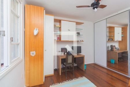 Quarto 2 de casa para alugar com 3 quartos, 241m² em Petrópolis, Porto Alegre