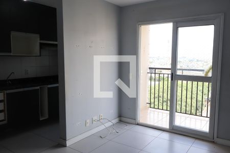 Sala de apartamento para alugar com 2 quartos, 51m² em Parque São Lourenço, São Paulo