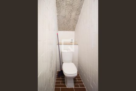 Lavabo de casa para alugar com 2 quartos, 200m² em Itaim Bibi, São Paulo