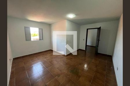Casa à venda com 4 quartos, 150m² em Jardim Pedreira, São Paulo