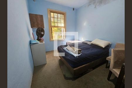 Casa à venda com 6 quartos, 400m² em Sete Praias, Diadema