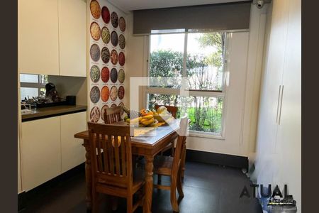 Casa à venda com 4 quartos, 1200m² em Brooklin, São Paulo