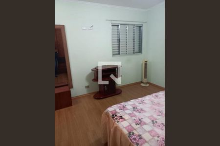 Casa à venda com 4 quartos, 200m² em Conjunto Residencial Ingai, São Paulo