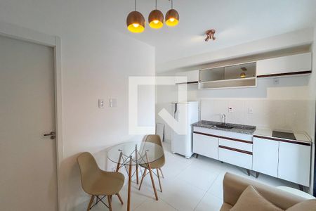 Sala/Cozinha de apartamento para alugar com 2 quartos, 37m² em Vila Nair, São Paulo