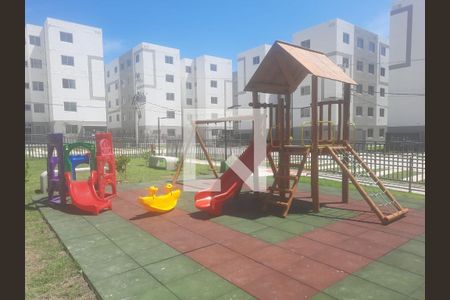 Área externa de apartamento para alugar com 2 quartos, 50m² em Santa Cruz, Rio de Janeiro