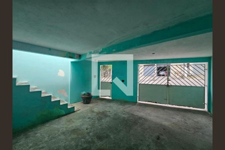 Casa à venda com 3 quartos, 161m² em Parque Doroteia, Diadema