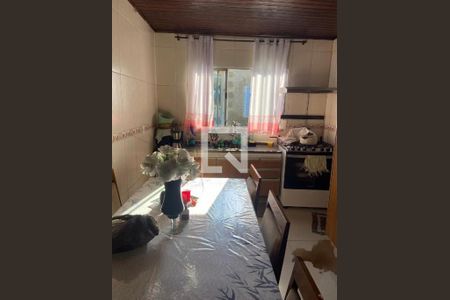 Casa à venda com 6 quartos, 136m² em Jardim Apura, Diadema