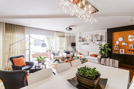 Sala de casa à venda com 4 quartos, 224m² em Planalto Paulista, São Paulo