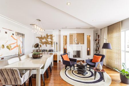 Sala de casa à venda com 4 quartos, 224m² em Planalto Paulista, São Paulo