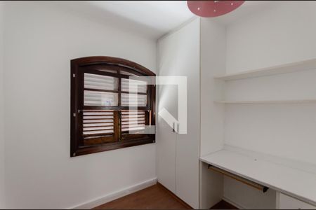 Quarto 2 de casa à venda com 5 quartos, 200m² em Mirandópolis, São Paulo