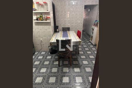 Casa à venda com 7 quartos, 264m² em Parque Doroteia, Diadema