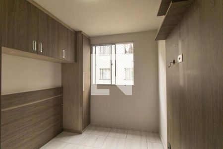Quarto 2 de apartamento para alugar com 2 quartos, 47m² em Pinheirinho, Curitiba