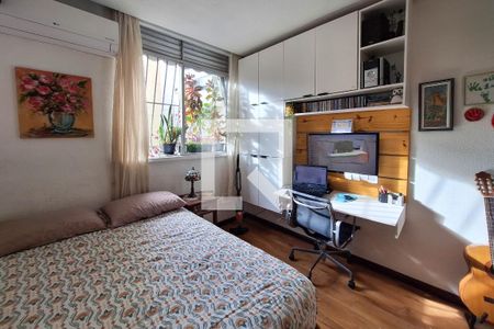 Quarto 1 de apartamento à venda com 3 quartos, 60m² em Santa Rosa, Niterói