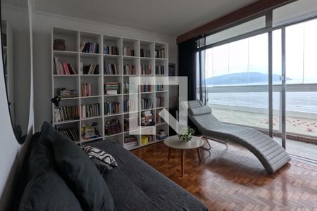 Sala de apartamento para alugar com 3 quartos, 130m² em Gonzaga, Santos