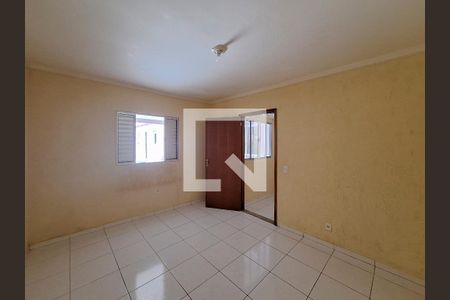 Quarto 1 de casa para alugar com 2 quartos, 60m² em Jardim Ondina, São Paulo