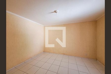 Quarto 1 de casa para alugar com 2 quartos, 60m² em Jardim Ondina, São Paulo