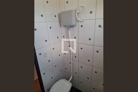 Banheiro  de kitnet/studio para alugar com 1 quarto, 49m² em Passo das Pedras, Porto Alegre