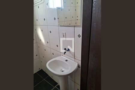 Banheiro  de kitnet/studio para alugar com 1 quarto, 49m² em Passo das Pedras, Porto Alegre