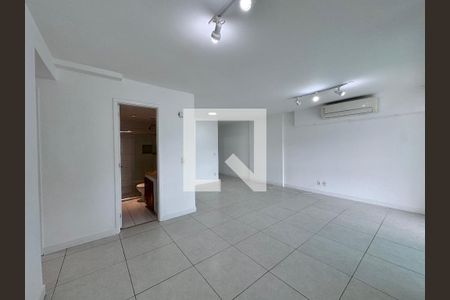 Sala de apartamento para alugar com 3 quartos, 124m² em Recreio dos Bandeirantes, Rio de Janeiro