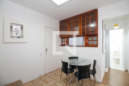 Sala de apartamento à venda com 2 quartos, 40m² em Jardins, São Paulo