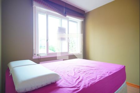 Quarto 2 de apartamento para alugar com 3 quartos, 90m² em Floresta, Porto Alegre