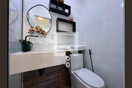 Banheiro Social (Loft 1) de casa para alugar com 3 quartos, 200m² em Vargem Grande, Rio de Janeiro