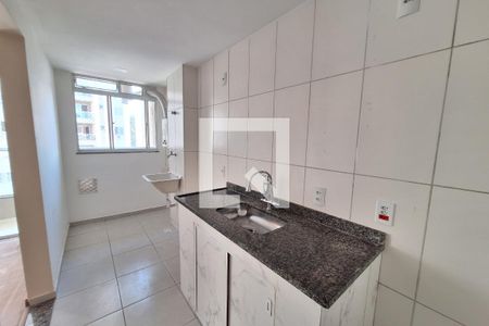 Cozinha de apartamento para alugar com 2 quartos, 53m² em Chácaras Rio-petrópolis, Duque de Caxias