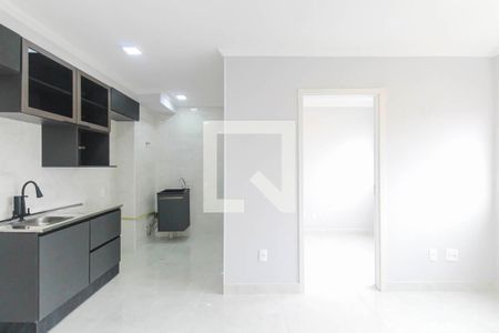Apartamento para alugar com 2 quartos, 38m² em Fazenda da Juta, São Paulo