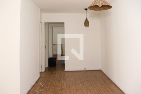 Sala de apartamento para alugar com 2 quartos, 64m² em Jardim, Santo André