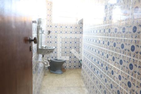 Lavabo de casa para alugar com 3 quartos, 215m² em Jardim Ibitirama, São Paulo
