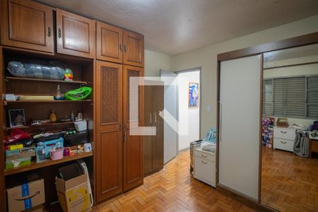 Quarto 1 de casa para alugar com 3 quartos, 190m² em Parque Fongaro, São Paulo