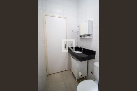 Banheiro da Suíte  de casa de condomínio para alugar com 3 quartos, 157m² em Jardim Eucaliptos, Sorocaba