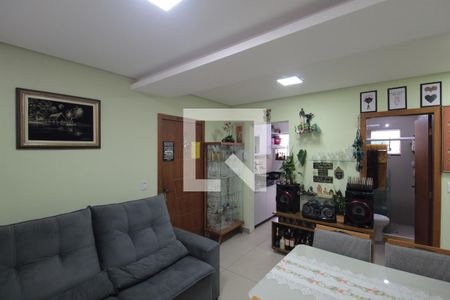 Sala de apartamento à venda com 2 quartos, 130m² em Santa Monica, Belo Horizonte