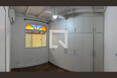 Quarto  de casa para alugar com 5 quartos, 266m² em Lagoa da Conceição, Florianópolis