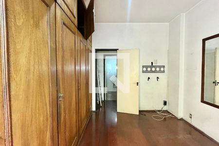 QUARTO 1 de apartamento à venda com 2 quartos, 72m² em Copacabana, Rio de Janeiro