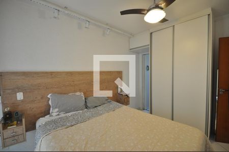 Quarto Suíte de casa de condomínio para alugar com 3 quartos, 197m² em Vila Pedra Branca, São Paulo