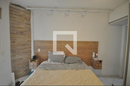 Quarto Suíte de casa de condomínio para alugar com 3 quartos, 197m² em Vila Pedra Branca, São Paulo