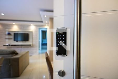 Fechadura Eletrônica de apartamento para alugar com 3 quartos, 118m² em Vila Sonia, São Paulo