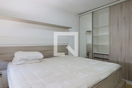 Suíte de apartamento para alugar com 2 quartos, 80m² em Passo da Areia, Porto Alegre