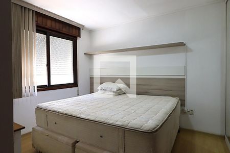 Suíte de apartamento para alugar com 2 quartos, 80m² em Passo da Areia, Porto Alegre