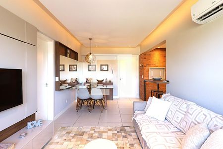 Sala de apartamento à venda com 2 quartos, 69m² em Cristo Redentor, Porto Alegre