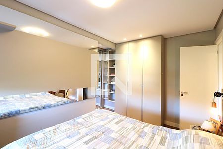 Suíte de apartamento à venda com 2 quartos, 69m² em Cristo Redentor, Porto Alegre