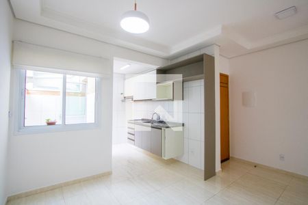Sala de apartamento para alugar com 2 quartos, 50m² em Jardim Bela Vista, Santo André